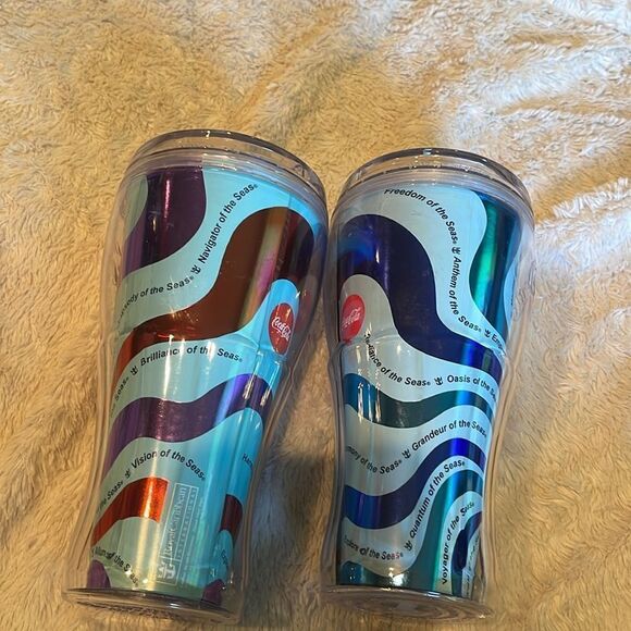 Royal Caribbean cups with lids - Picture 2 of 5